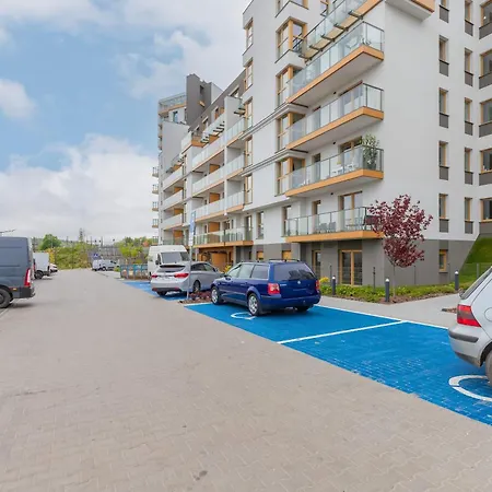 Family In With Parking And Playground By Renters