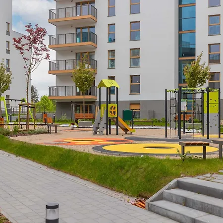 Family In With Parking And Playground By Renters * Gdynia